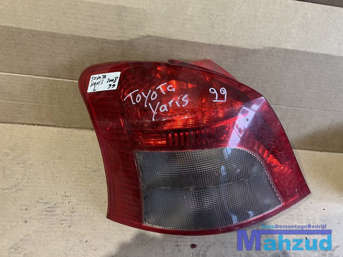 TOYOTA YARIS P9 Links achterlicht left backlight UK ENGELS, Info@toyota.co.jp, Gebruikt, Toyota Motor Corporation, Toyota