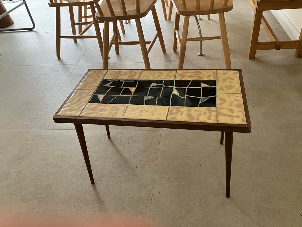 Vintage Salontafel met Tegelblad - Jaren 50 - 60/'70, Huis en Inrichting, Tafels | Salontafels, Ophalen, Gebruikt, 100 tot 150 cm