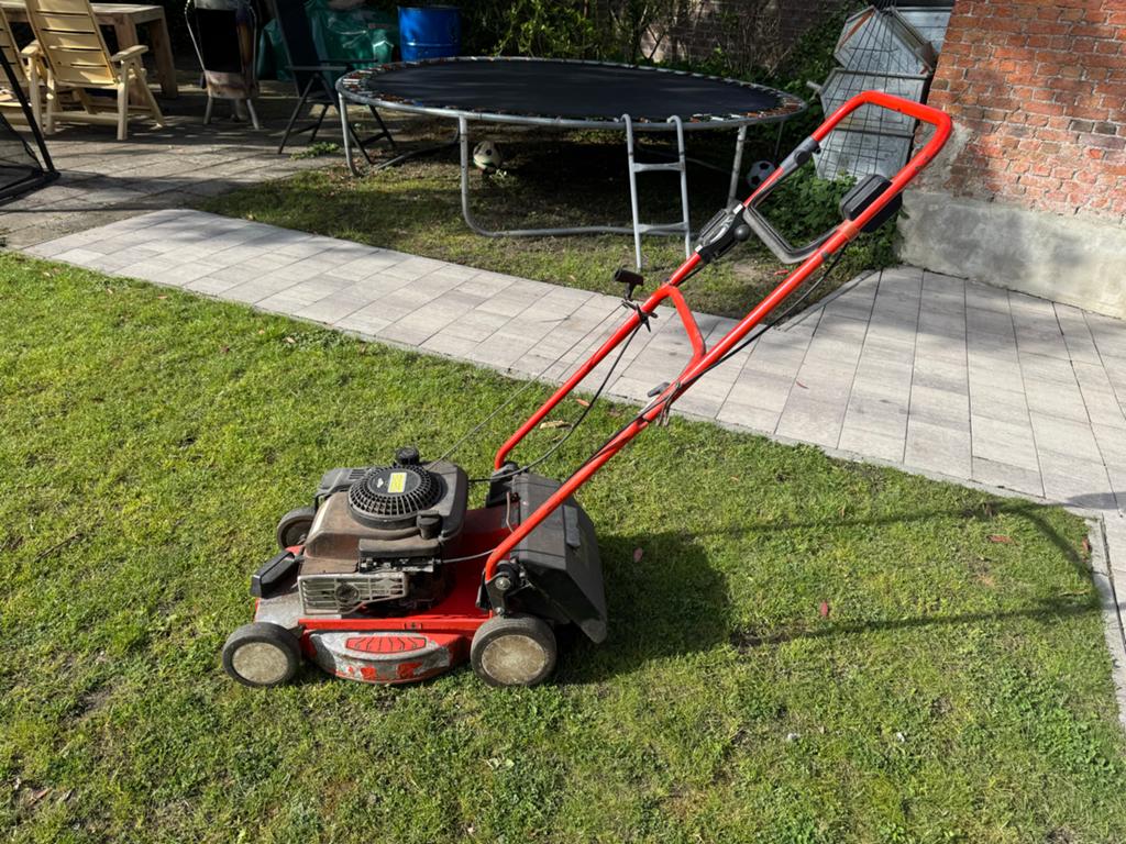Sabo Benzine Grasmaaier - Gebruikt maar werkt top!, Tuin en Terras, Ophalen, Gebruikt, Benzine-grasmaaier