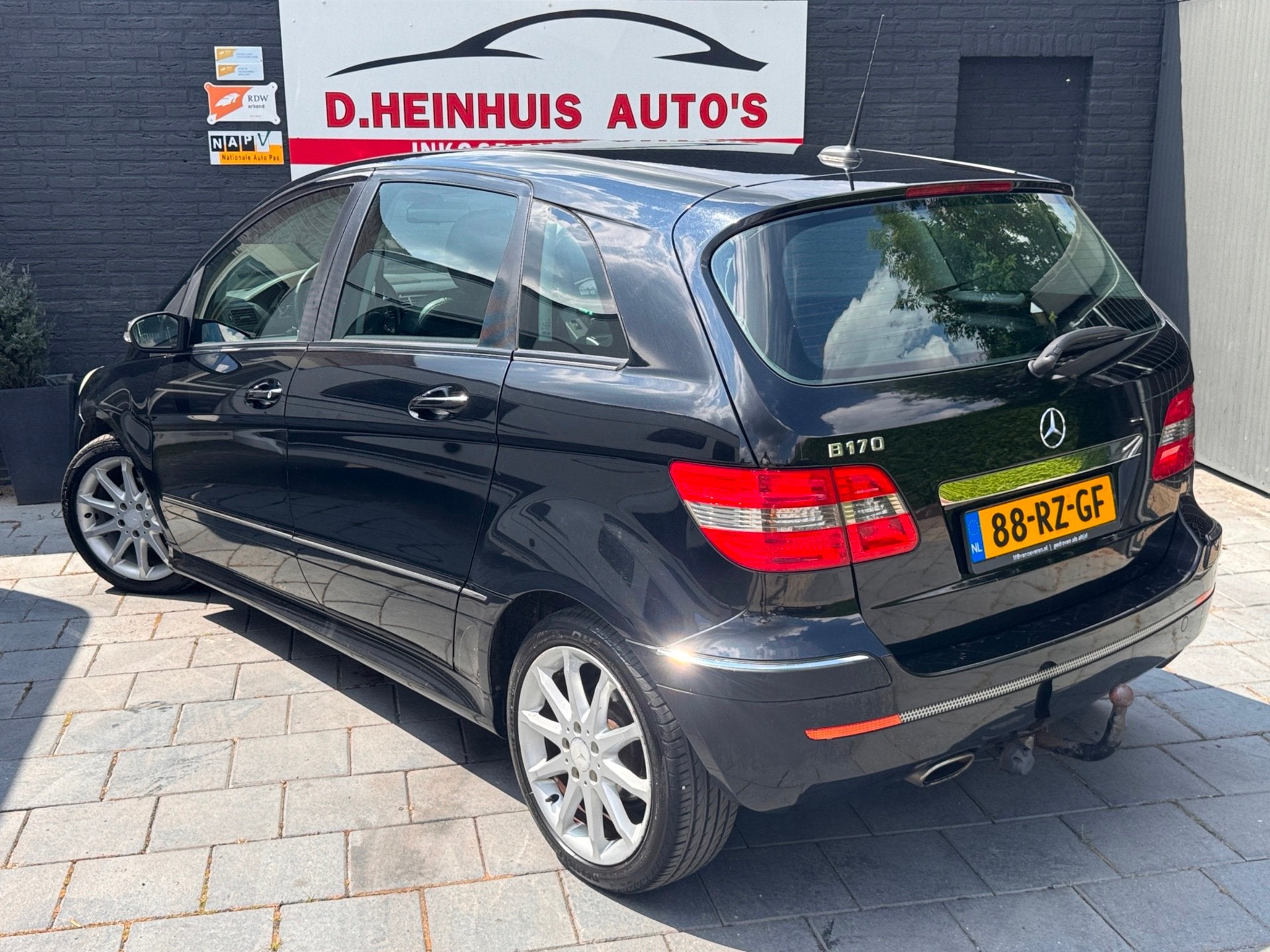 Mercedes-Benz B-klasse 170 NETJES &RIJD GOED, Auto's, Mercedes-Benz, Voorwielaandrijving, Gebruikt, 4 cilinders, 116 pk