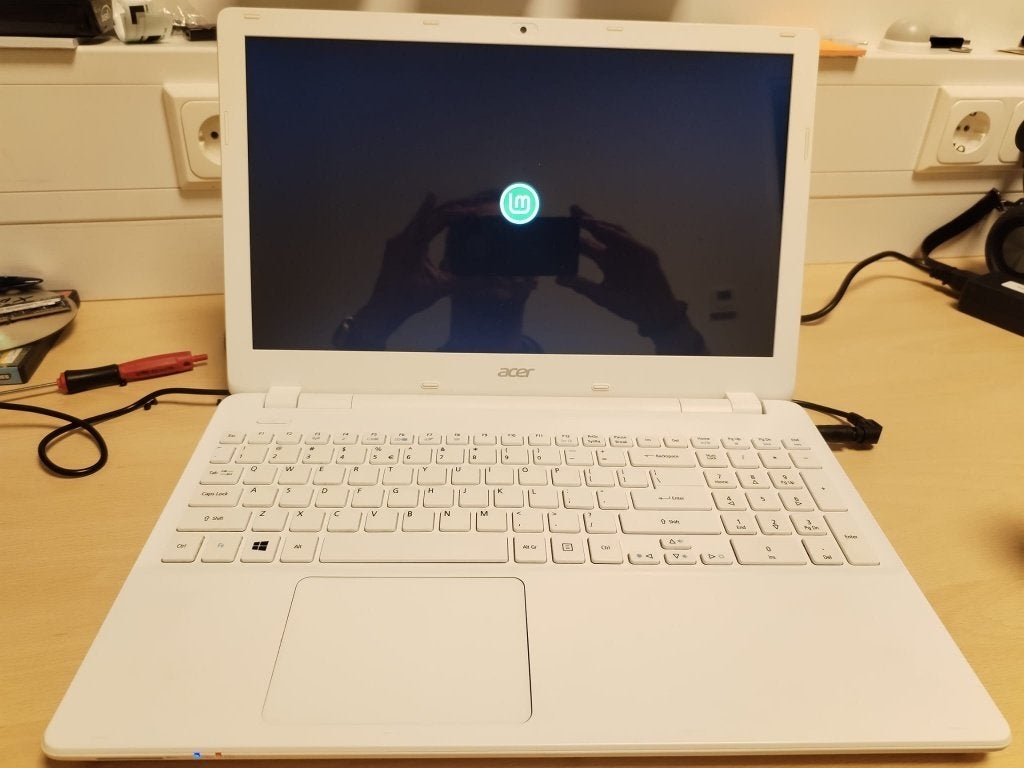 Acer aspire V3-572 wit, Gebruikt, HDD, 2 tot 3 Ghz, Ophalen of Verzenden
