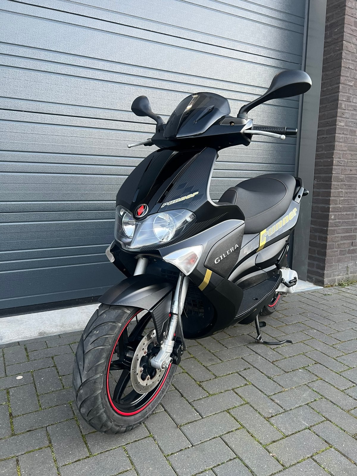 Gilera Runner 50 SP RST, Fietsen en Brommers, Scooters | Piaggio, Zo goed als nieuw, Overige modellen, Benzine, Ophalen
