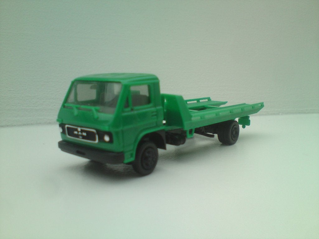 Herpa MAN VW afsleepwagen groen, Ophalen of Verzenden, Zo goed als nieuw, Bus of Vrachtwagen, Herpa