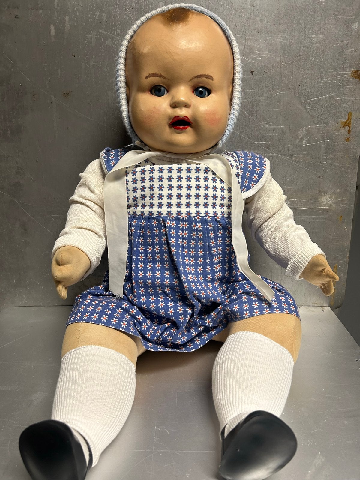 Antieke Babypop met Papieren-maché Hoofd en Stoffen Lichaam, Ophalen, Gebruikt, Babypop