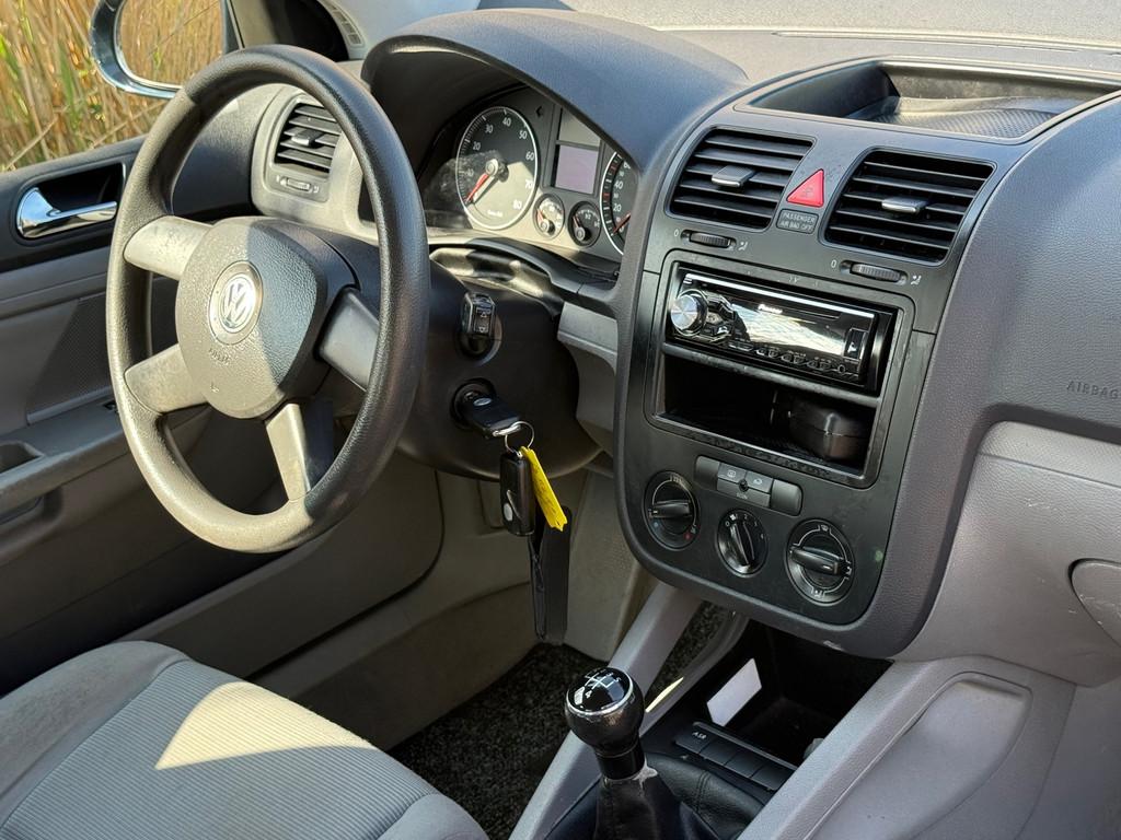 Volkswagen Golf 1.4 FSI Trendline Airco Cruise Trekhaak Nieu, Voorwielaandrijving, Stof, Gebruikt, 4 cilinders