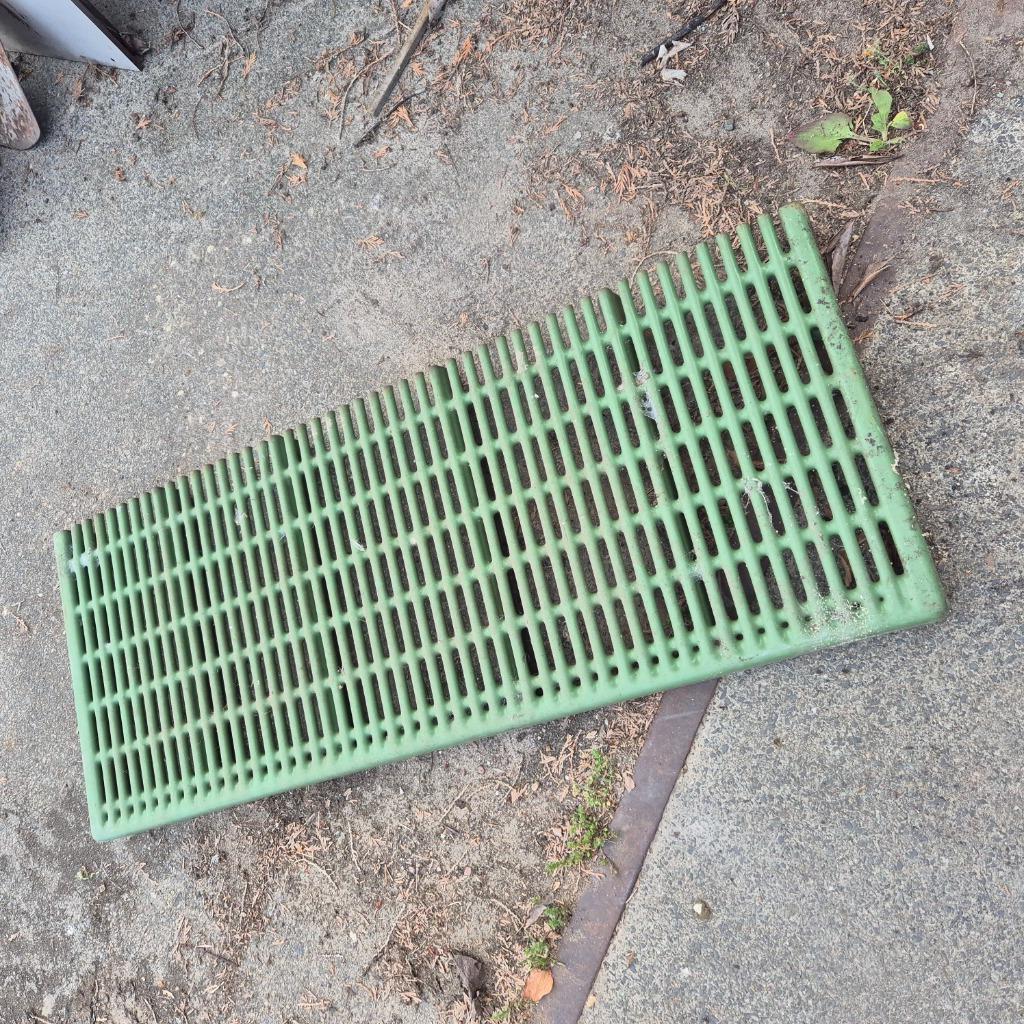 1x zwaar metalen gecoat deurrooster 120x45 cm, Ophalen, Kunststof, Gebruikt, 120 cm of meer