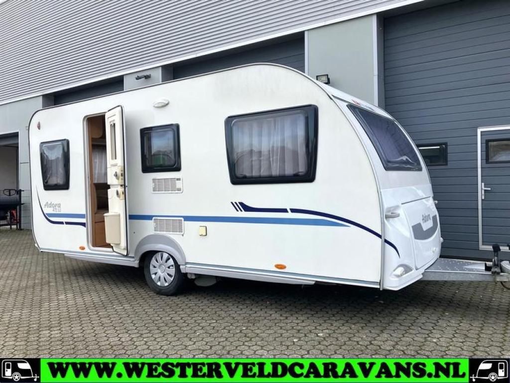 Adria Adora 472 LU +MOVER +GERJAK VOORTENT +FIETSREK, Caravans en Kamperen, Rondzit, Bedrijf, 5 tot 6 meter, Overige typen