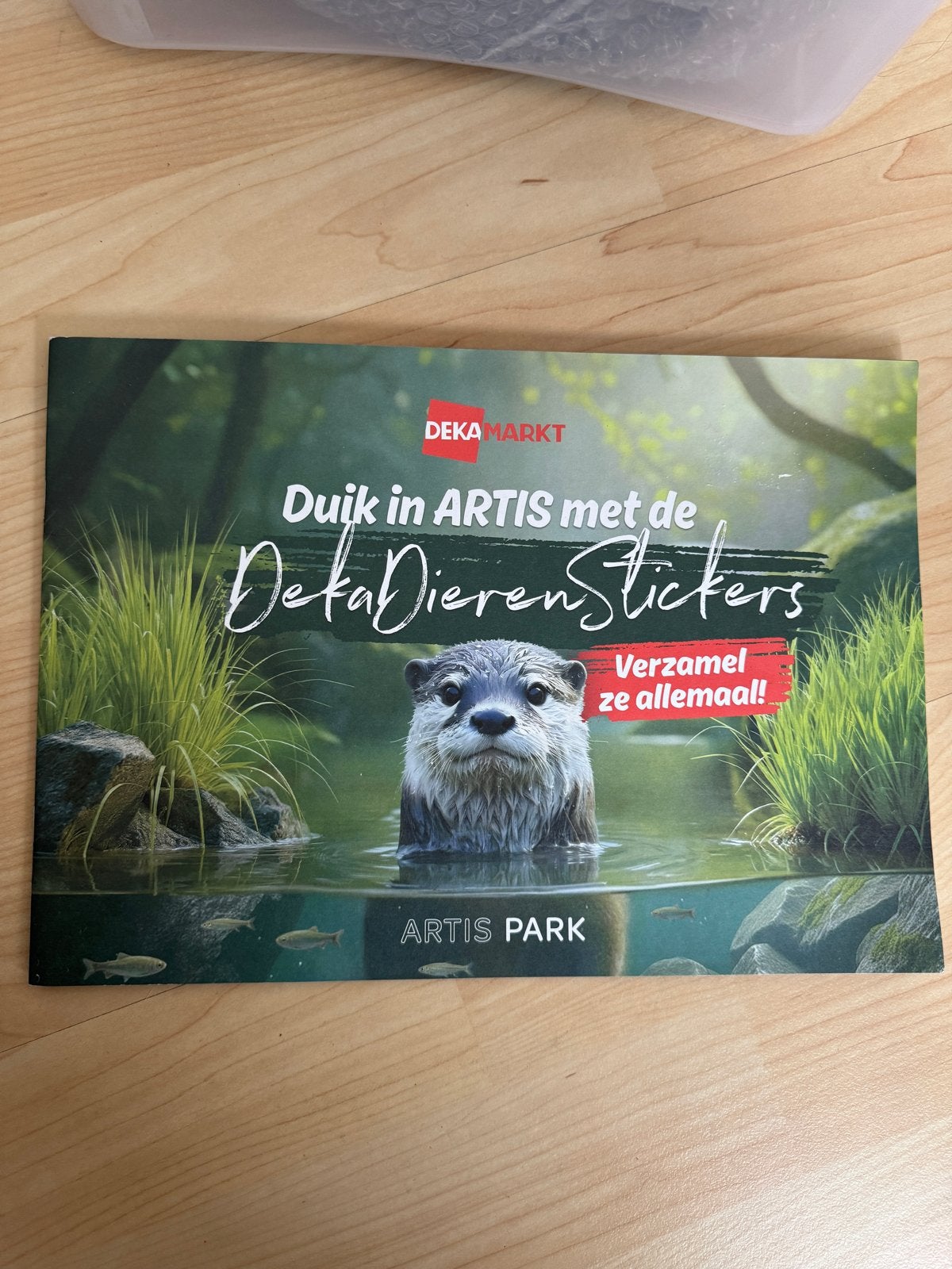 DekaMarkt Artis Dierenstickers Verzamelboek, Ophalen of Verzenden, Zo goed als nieuw, Dier en Natuur