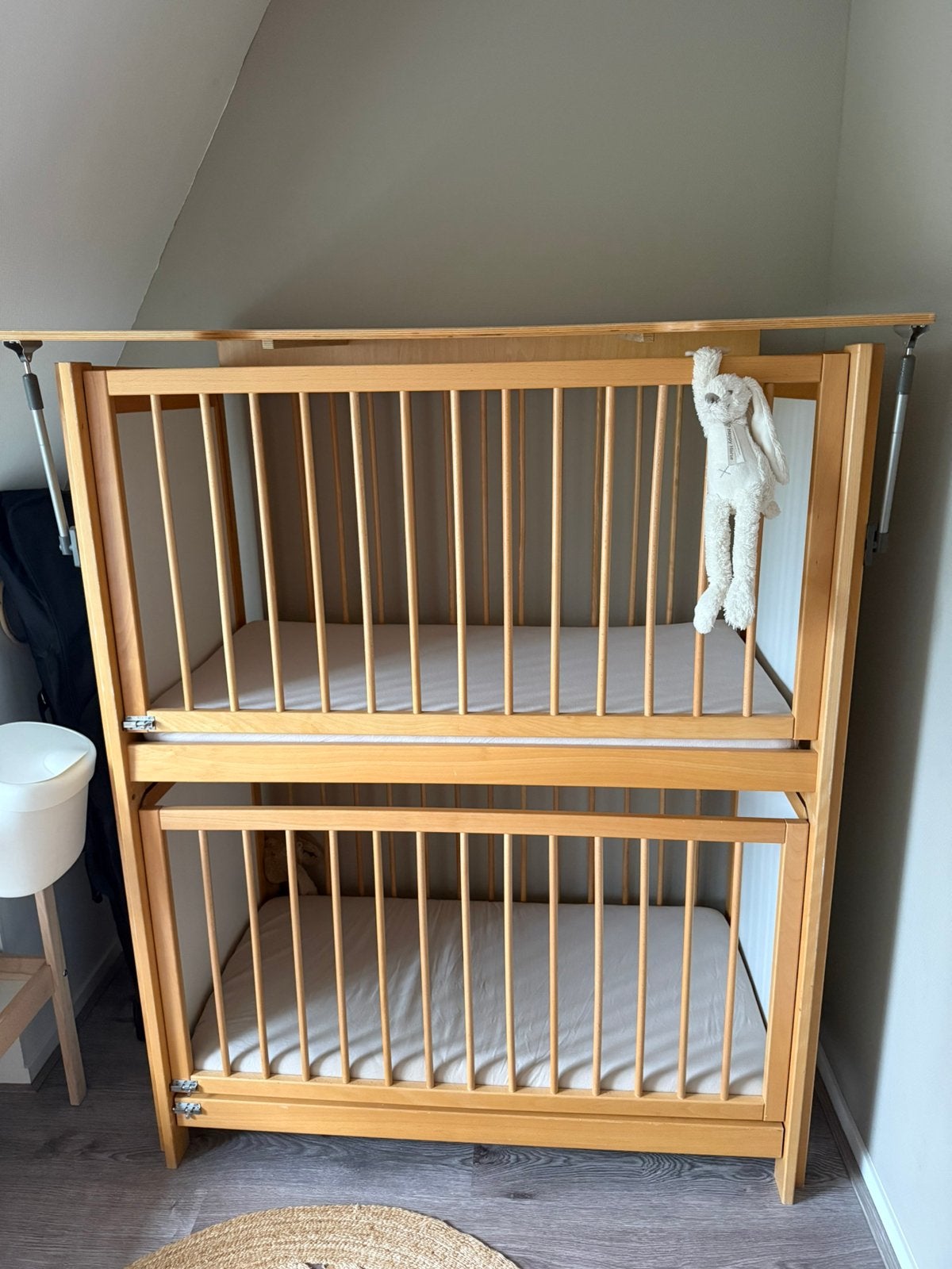 Duo ledikant - zeer netjes, Kinderen en Baby's, Babywiegjes en Ledikanten, Ophalen, Zo goed als nieuw, Ledikant