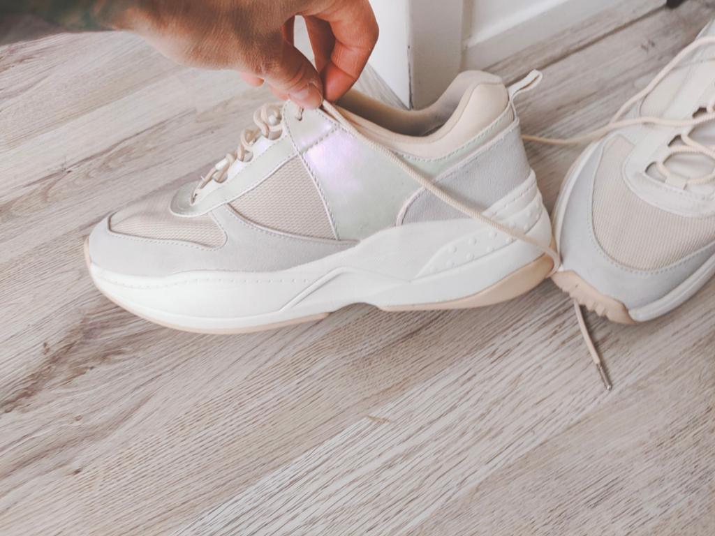 Zara glanssneakers - Maat 41, Ophalen of Verzenden, Sneakers of Gympen, Gedragen, Zara