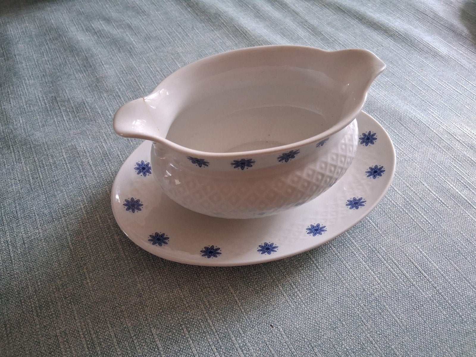 Juskom met schotel  seltmann weiden, Huis en Inrichting, Keuken | Servies, Gebruikt, Overige typen, Ophalen of Verzenden, Porselein