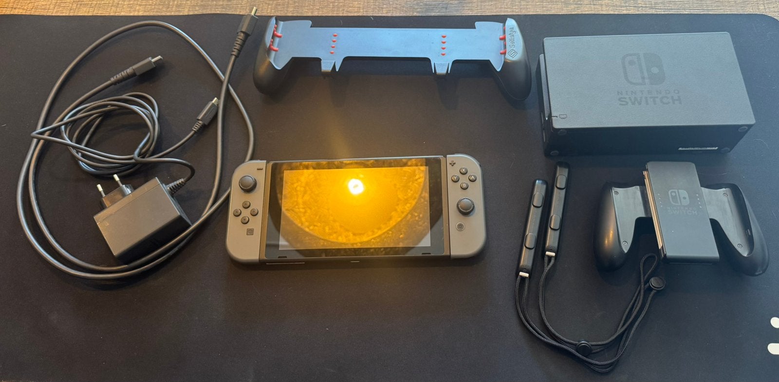 Nintendo Switch Grey | Satisfye Grip + Carry Case, Ophalen, Zo goed als nieuw, Met 2 controllers, Switch 2019 Upgrade