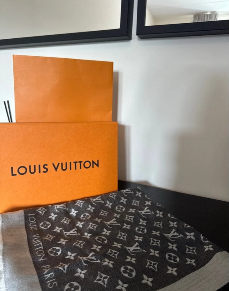 Louis Vuitton Sjaal - Zo goed als nieuw, Ophalen, Zo goed als nieuw, Maat 38/40 (M), Sjaal