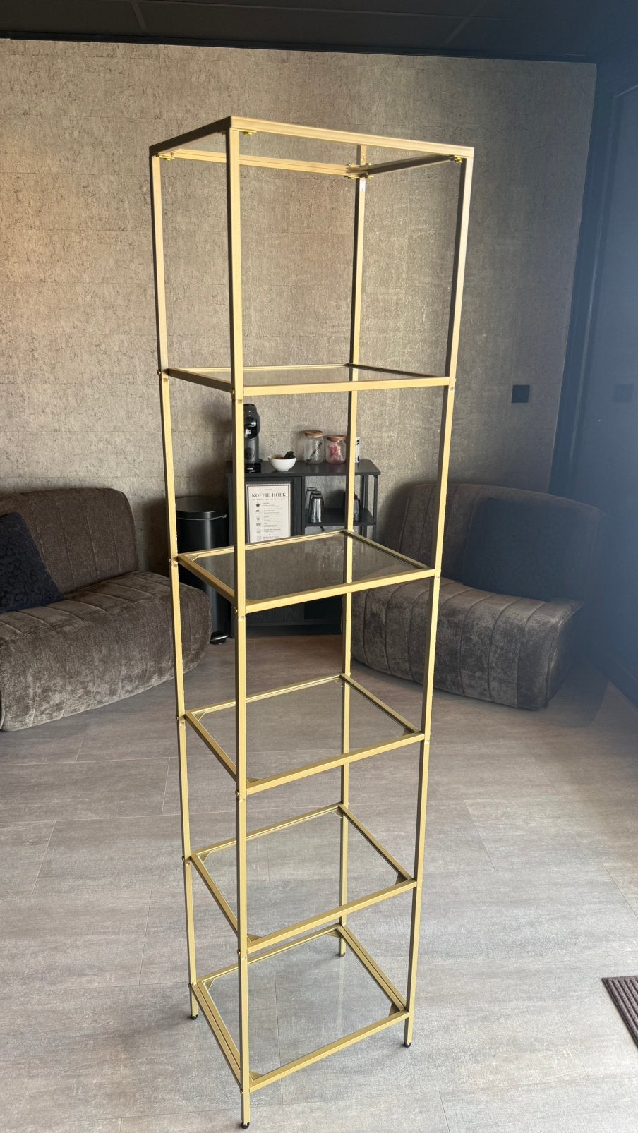 Vitrine kast met glasplaten goud, Ophalen, Zo goed als nieuw