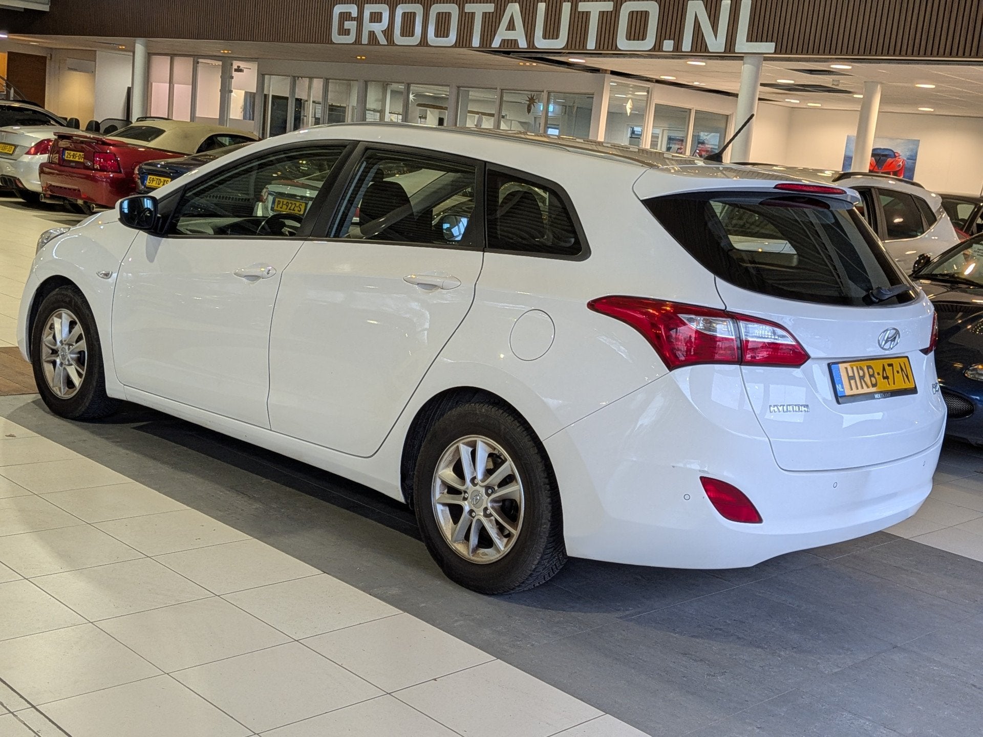 Hyundai i30 Wagon 1.4 Airco, Stuurbekrachtiging, Voorwielaandrijving, Euro 5, Gebruikt, Zwart
