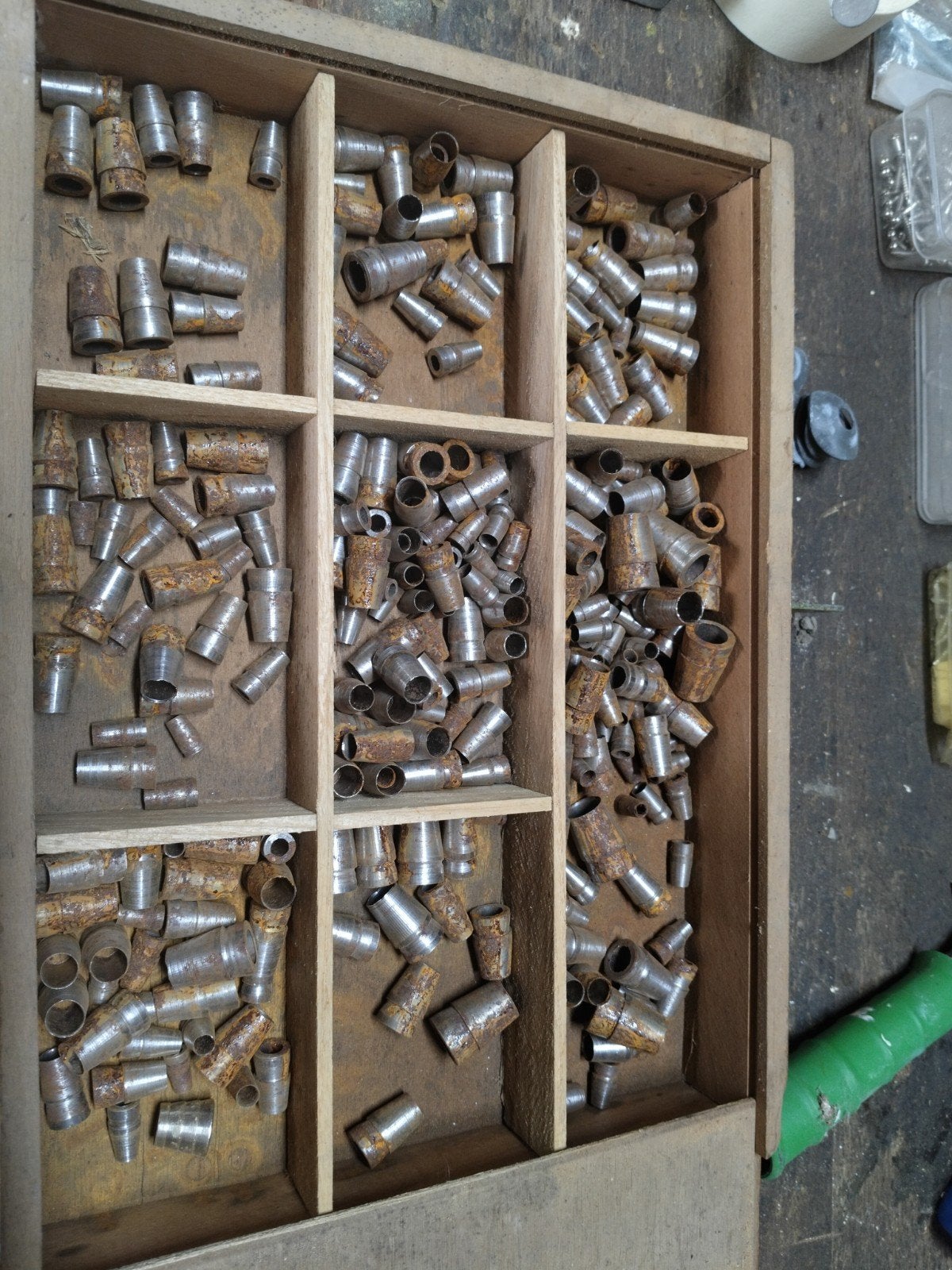 Vintage Habero ringwiggen in houten sorteerdoos, Ophalen of Verzenden