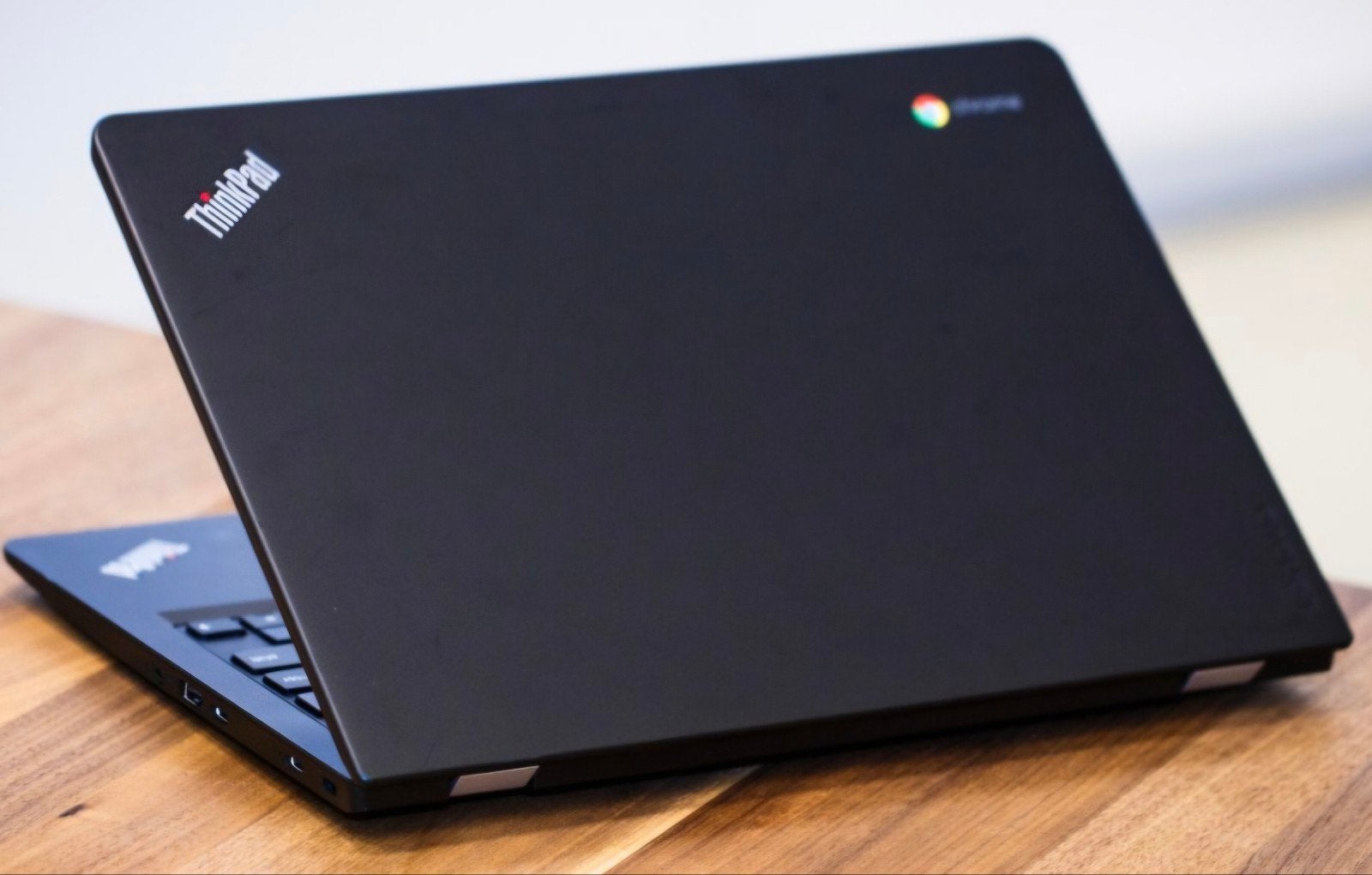 Lenovo ThinkPad 13 Chromebook - Compacte Zakelijke Laptop, Computers en Software, Chromebooks, 13 inch, Qwerty, 8 GB, Touchscreen