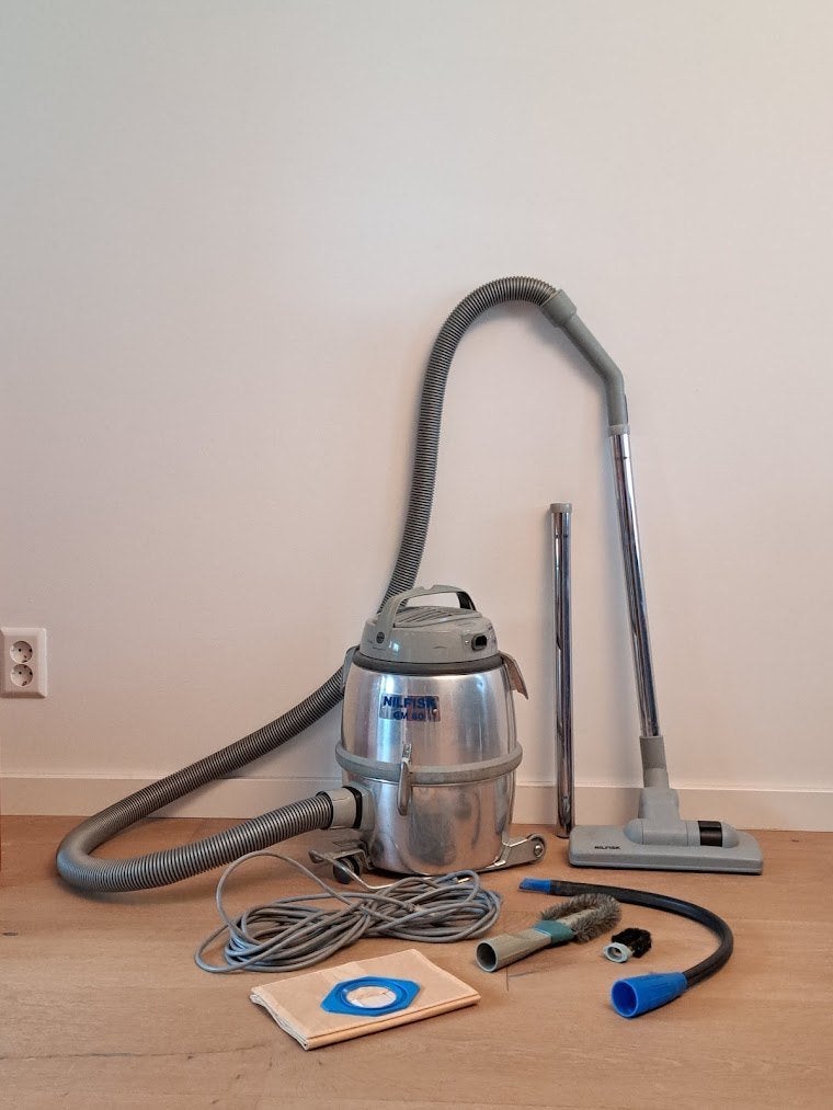 Nillfisk stofzuiger, Stofzak, Overige merken, Geschikt voor harde vloeren, Ophalen of Verzenden