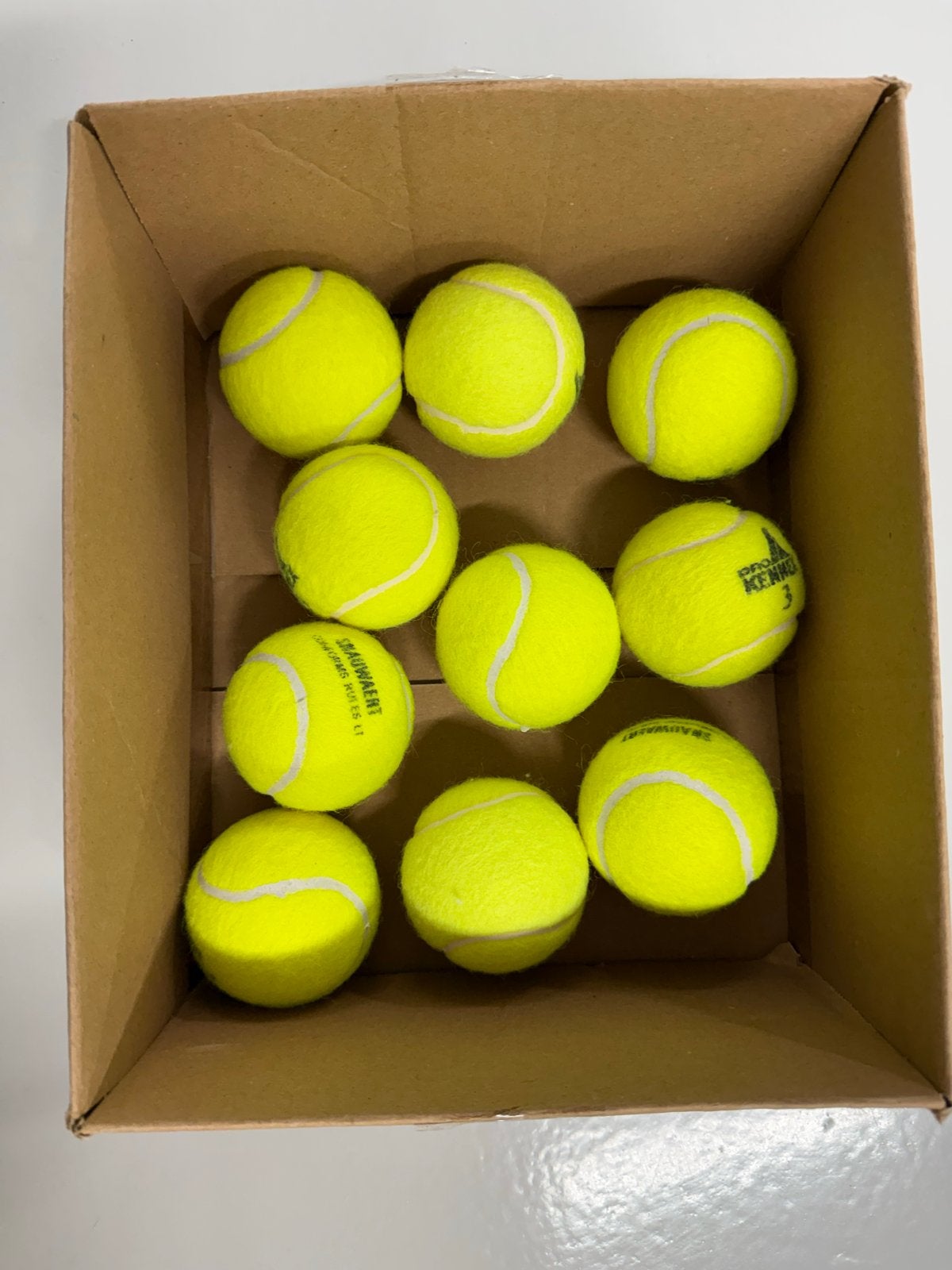 Gebruikte tennisballen - Ideaal voor training of huisdieren, Ophalen of Verzenden, Gebruikt, Ballen, Overige merken