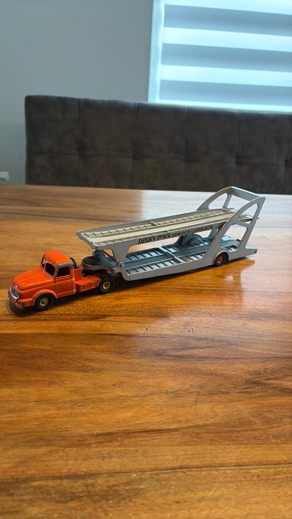 Dinky toys no 39 A super toys, Ophalen of Verzenden, Gebruikt, Bus of Vrachtwagen