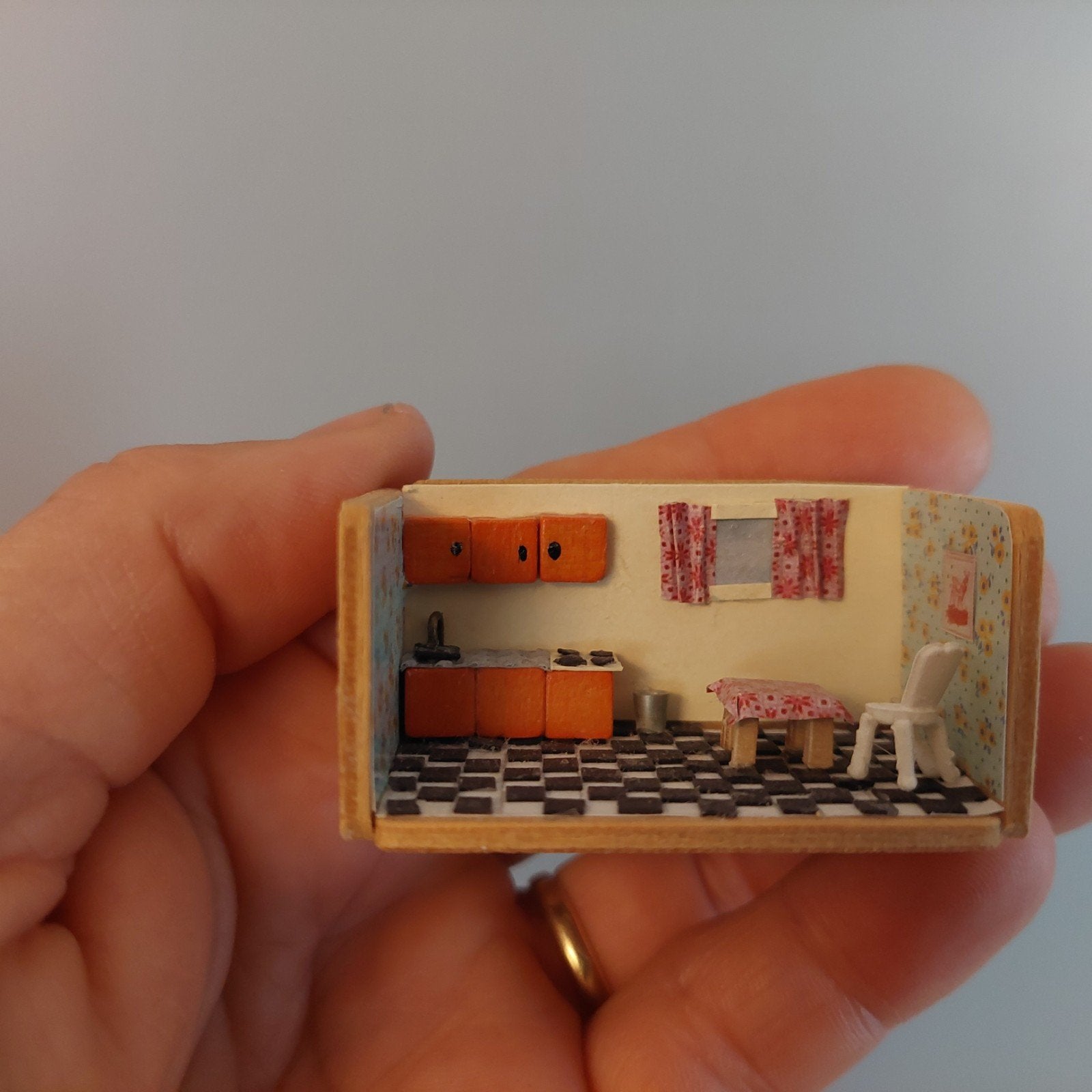 poppenhuis voor in poppenhuis, Ophalen of Verzenden, Zo goed als nieuw, Poppenhuis
