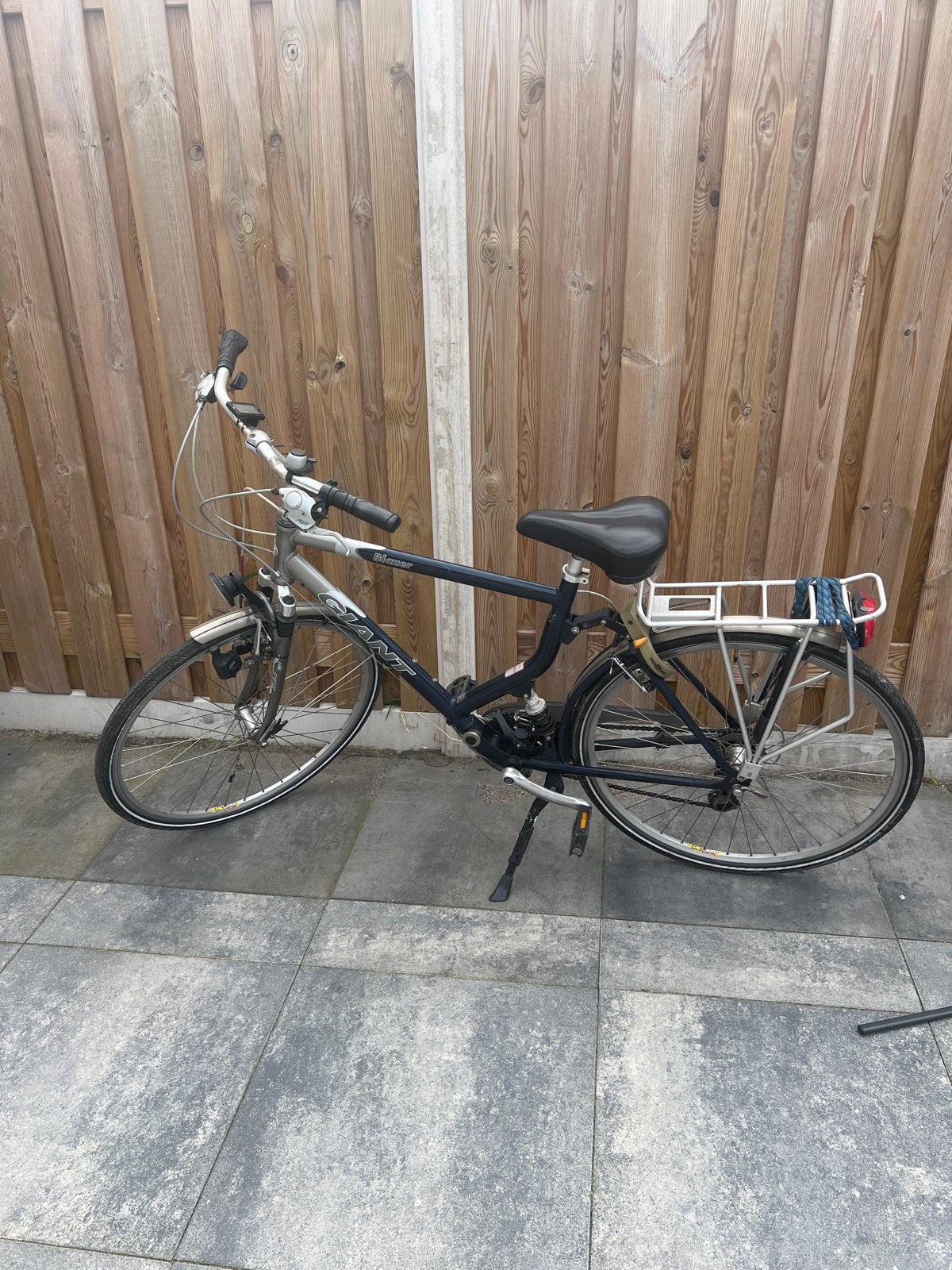 Giant fiets met versnellingen en bagagedrager, Ophalen, Velgrem, Giant, 50 tot 53 cm