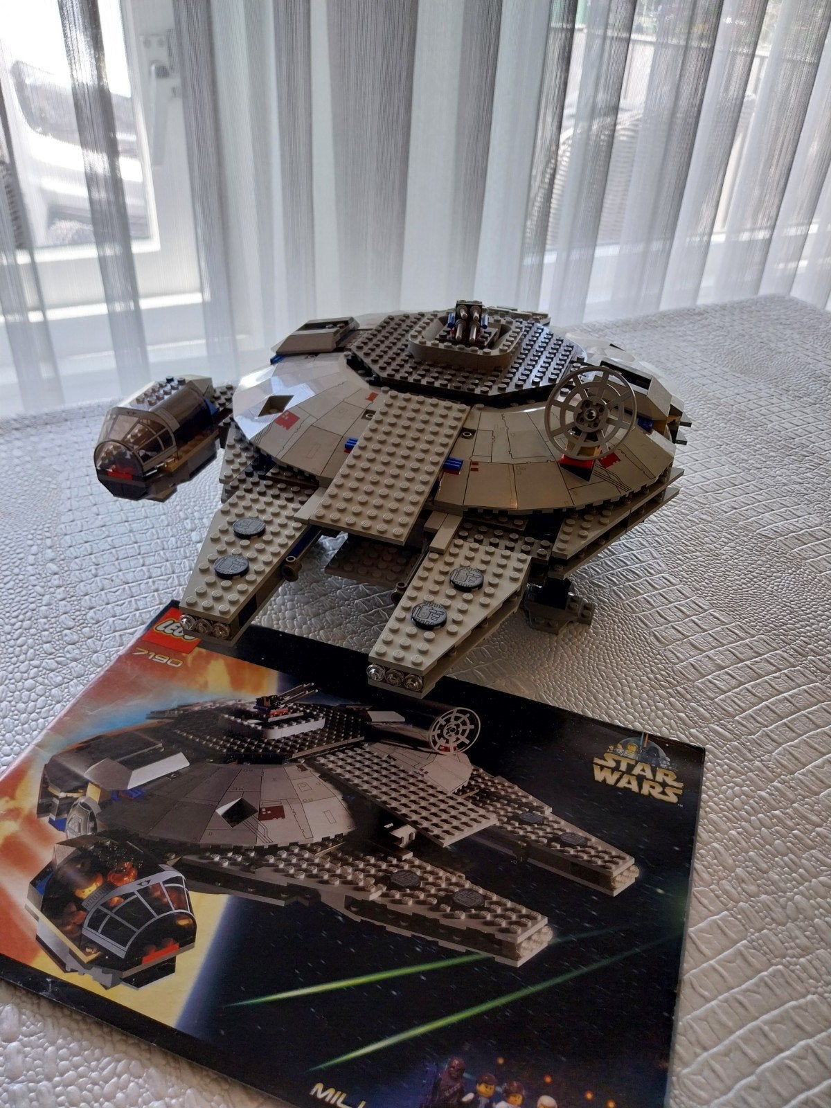 Lego star wars 7190 Millennium Falcon, Ophalen of Verzenden, Zo goed als nieuw