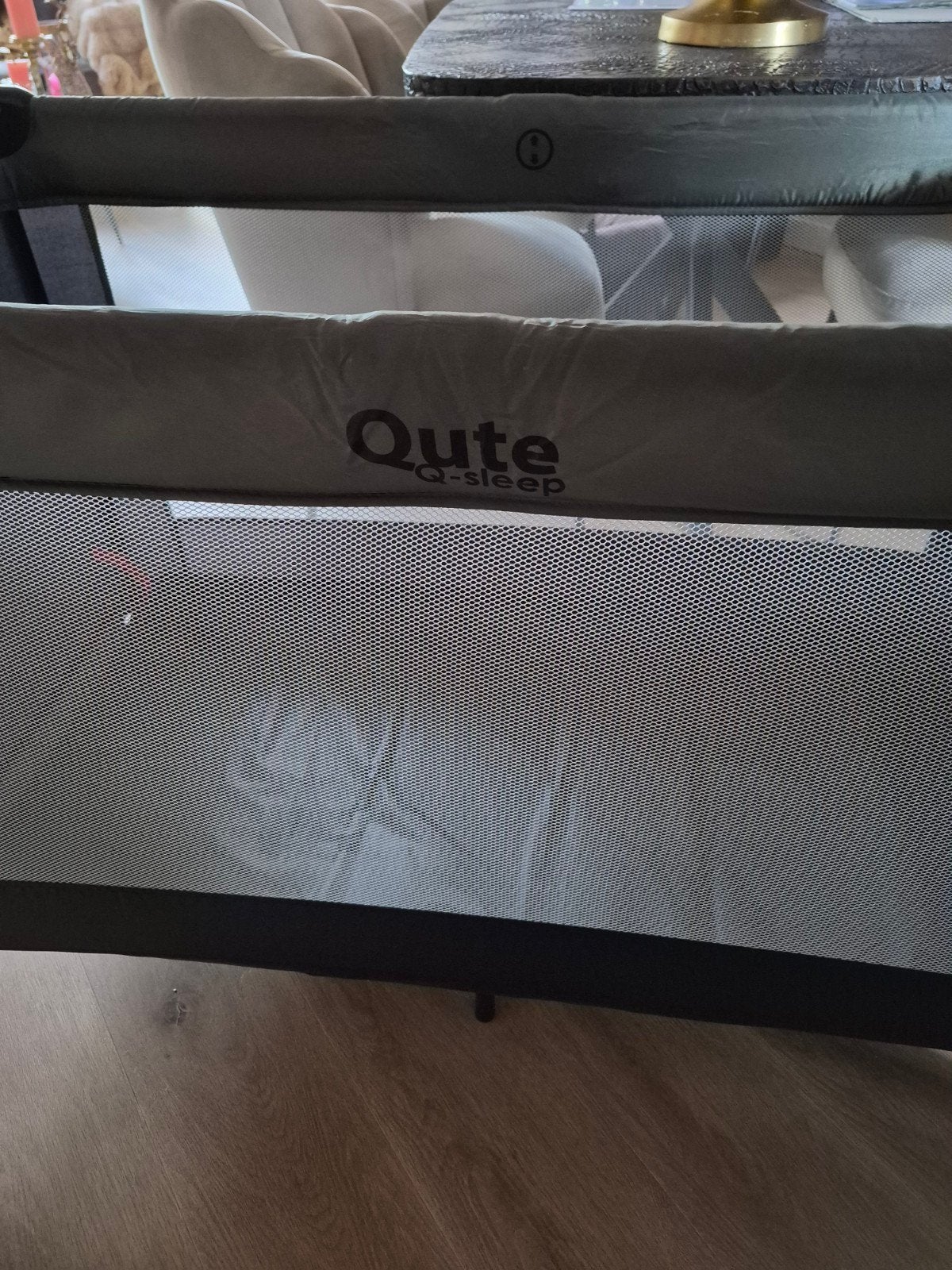 Campingbedje Qute sleep, kleur kakigroen, Ophalen, Zo goed als nieuw