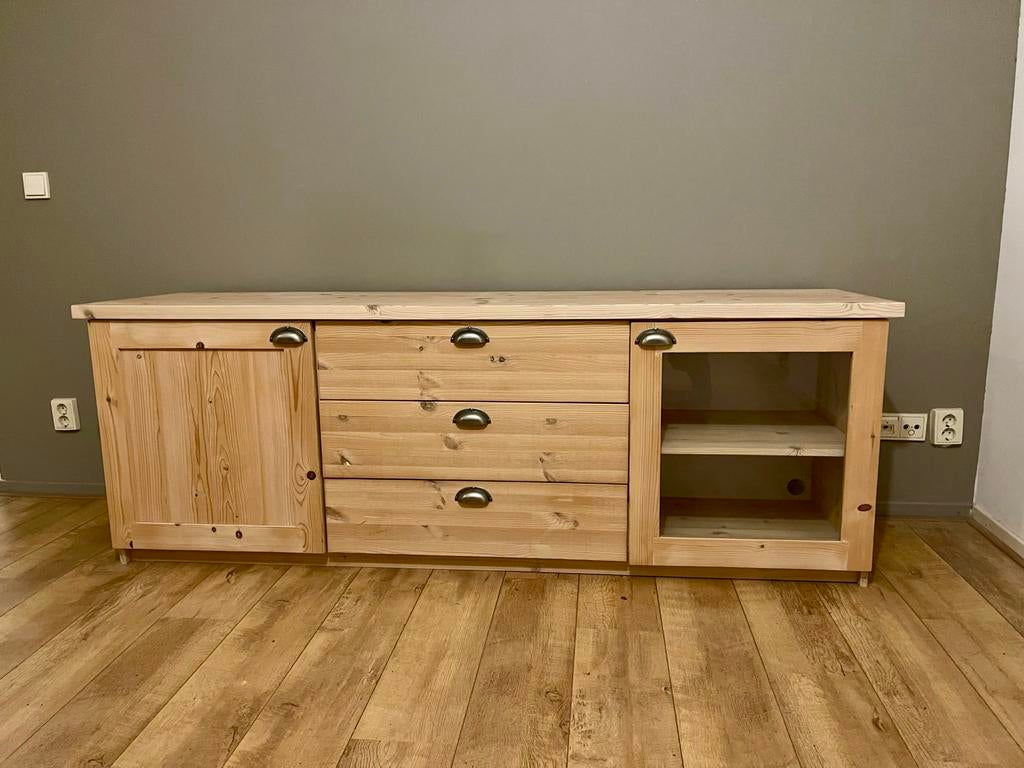 Massief houten dressoir met lades en deuren, Huis en Inrichting, Kasten | Dressoirs, Ophalen, Gebruikt, 150 tot 200 cm, Met lade(s)