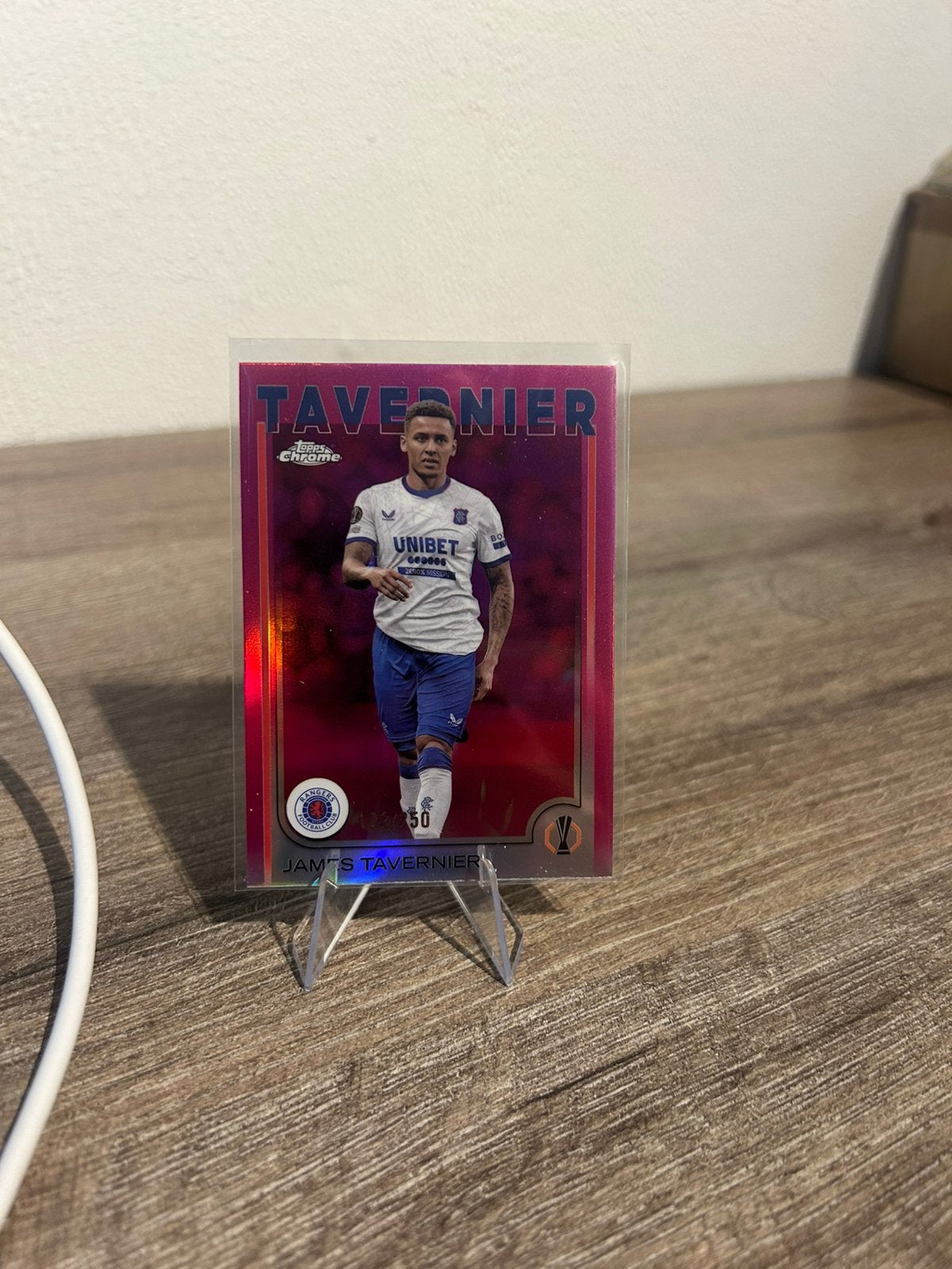 James Tavernier 2024-25 Topps Chrome UCC #26 /250 Pink, Ophalen of Verzenden, Zo goed als nieuw, Buitenlandse clubs, Poster, Plaatje of Sticker