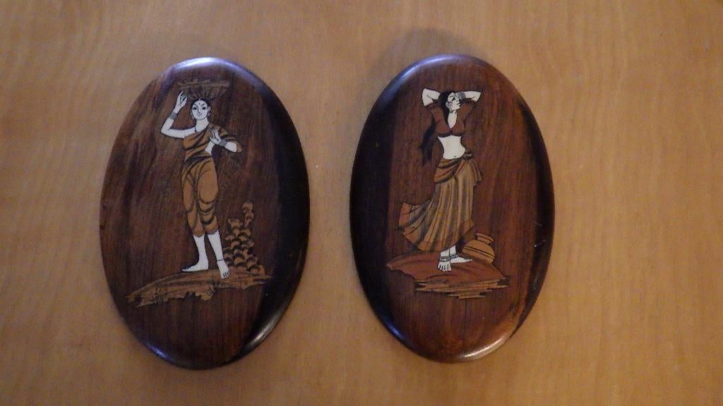 India kunst: 2 prachtige oude wandplaten met afbeeldingen, Ophalen of Verzenden, Overige typen