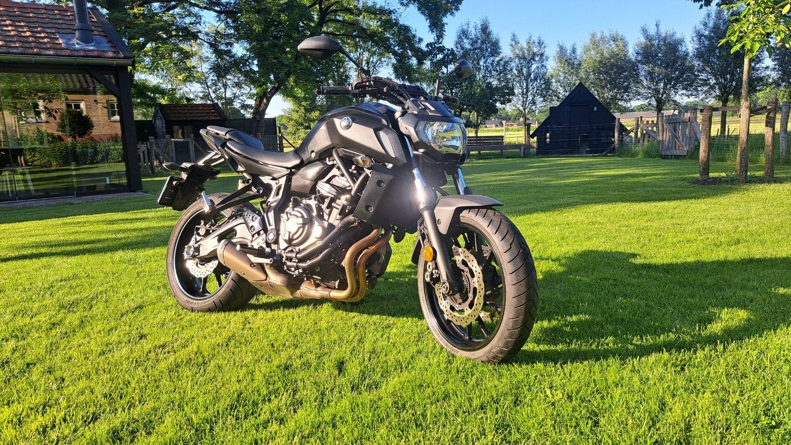 Yamaha MT-07 Zwart 2019 - Zeer nette staat, 8006km gelopen, Particulier, Naked bike