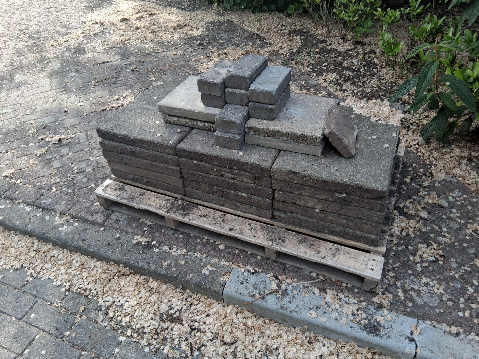 14x Tegels 60x40x5. Terrastegels. Betontegel, Gebruikt, Ophalen of Verzenden, Minder dan 5 m², Beton