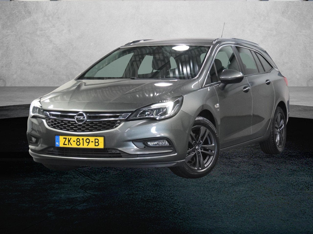 Opel Astra ST 105PK 120 Jaar Edition | 1ste eigenaar | Camer, 21 km/l, Gebruikt, Handgeschakeld, 3 cilinders