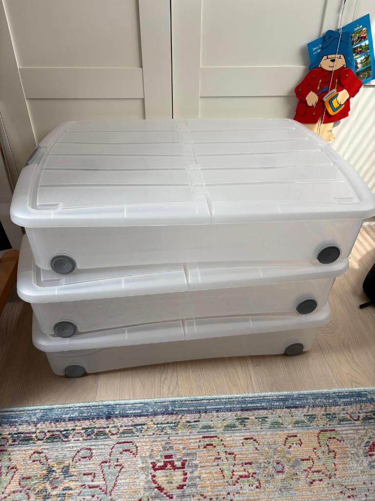 3 stuks Bedrollerbox 50L transparant met clips en deksel, Doe-het-zelf en Verbouw, Kratten en Dozen, Ophalen, 40 tot 60 cm, 75 tot 100 cm