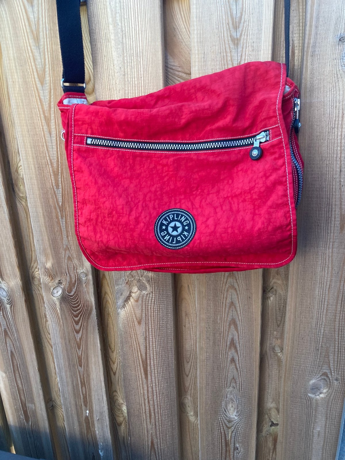 Kipling school, - schoudertas, Sieraden, Tassen en Uiterlijk, Tassen | Schooltassen, Ophalen, Gebruikt, Rood, Schoudertas