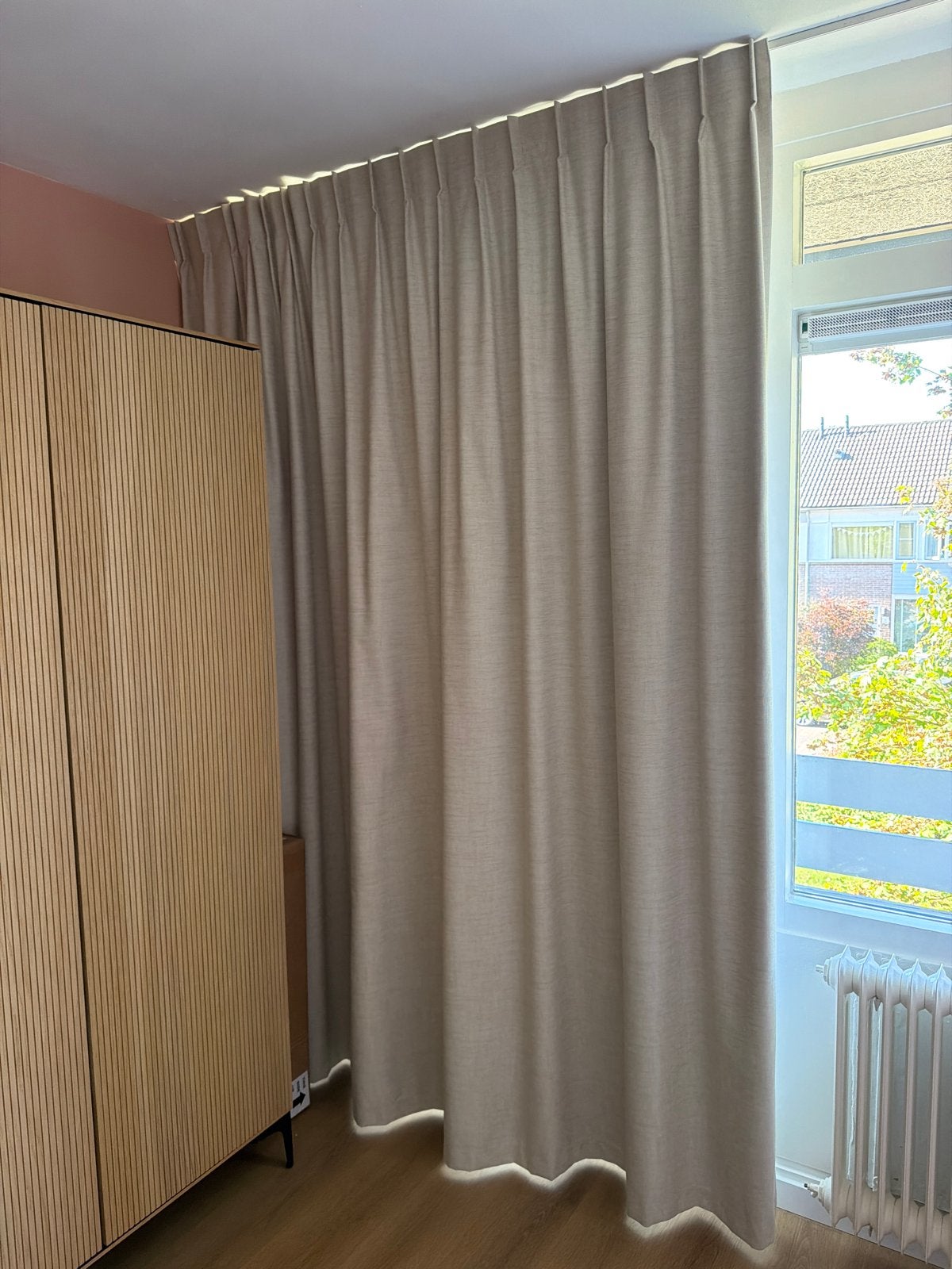 Veneta Tirza verduisterende gordijnen - crème, Huis en Inrichting, Overgordijn, Overige merken, Verduisterend, Ophalen of Verzenden