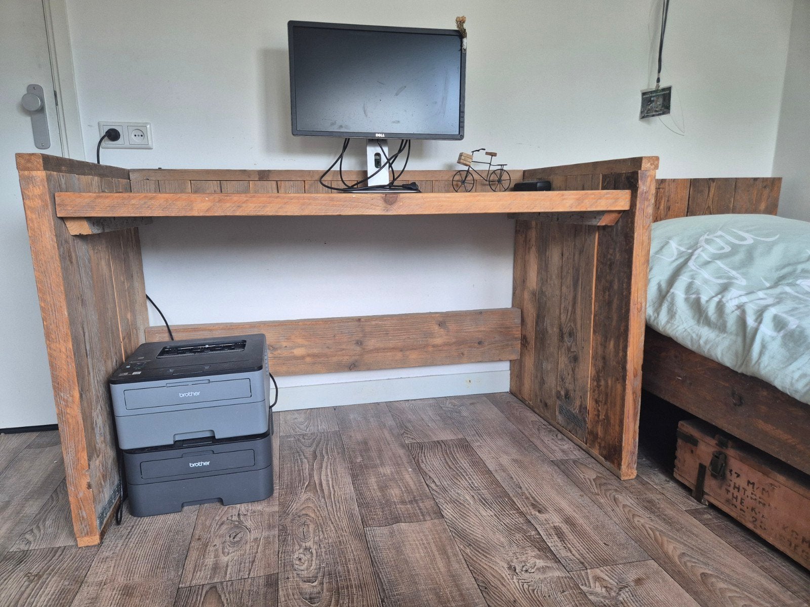Steigerhouten bed + bureau, Ophalen