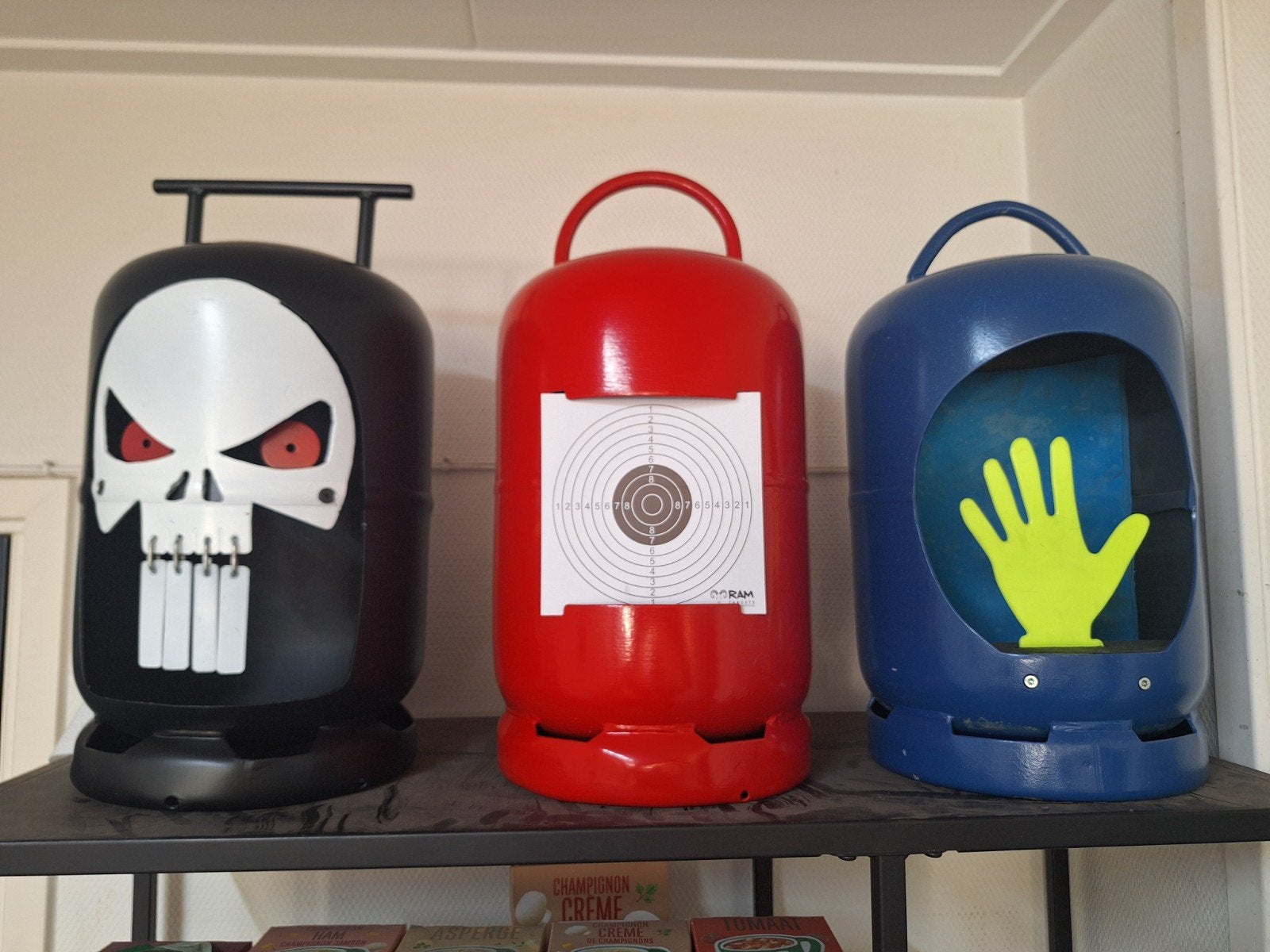 Luchtbuks doel/gasfles/kermishand/schieten, Ophalen