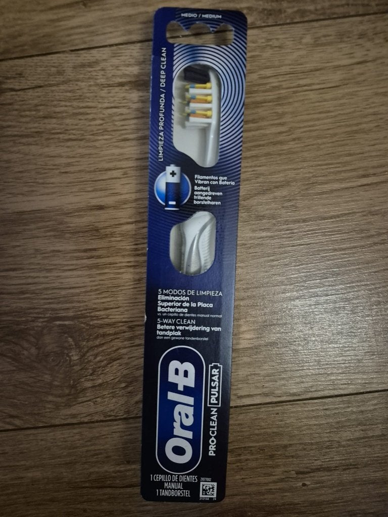 Oral-B Pro-Clean Pulsar Medium Tandenborstel – Nieuw, Ophalen of Verzenden, Nieuw, Tandenborstel