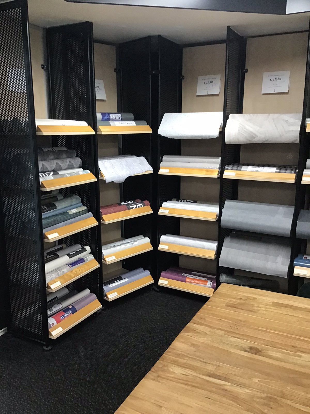 Behang uit voorraad - Laatste rollen, Huis en Inrichting, Stoffering | Behang, Ophalen of Verzenden, Minder dan 10 m², Geel