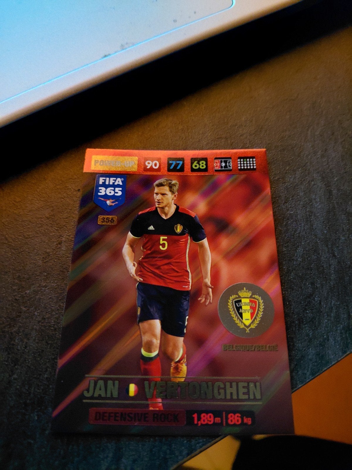 FIFA 365 Defensive Rock Jan Vertonghen, Verzamelen, Sportartikelen en Voetbal, Ophalen of Verzenden, Nieuw, Buitenlandse clubs