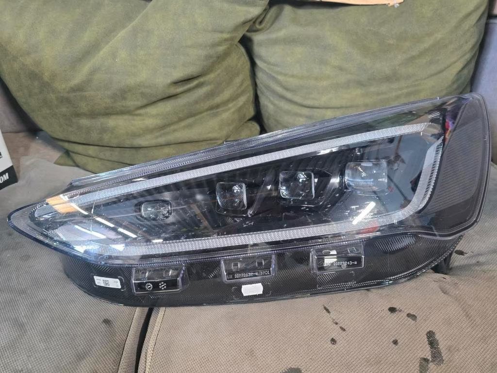Ford Focus MK4 FL 2021+ Vol LED Koplamp Links NX7B-13101-AD, Gebruikt, Info@ford.com, Ophalen of Verzenden, Ford