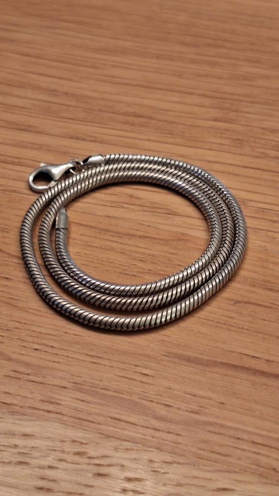 Zilveren slangenketting cedora? 42,5 cm past op Pandora, Ophalen of Verzenden, Zo goed als nieuw, Zilver, Zilver