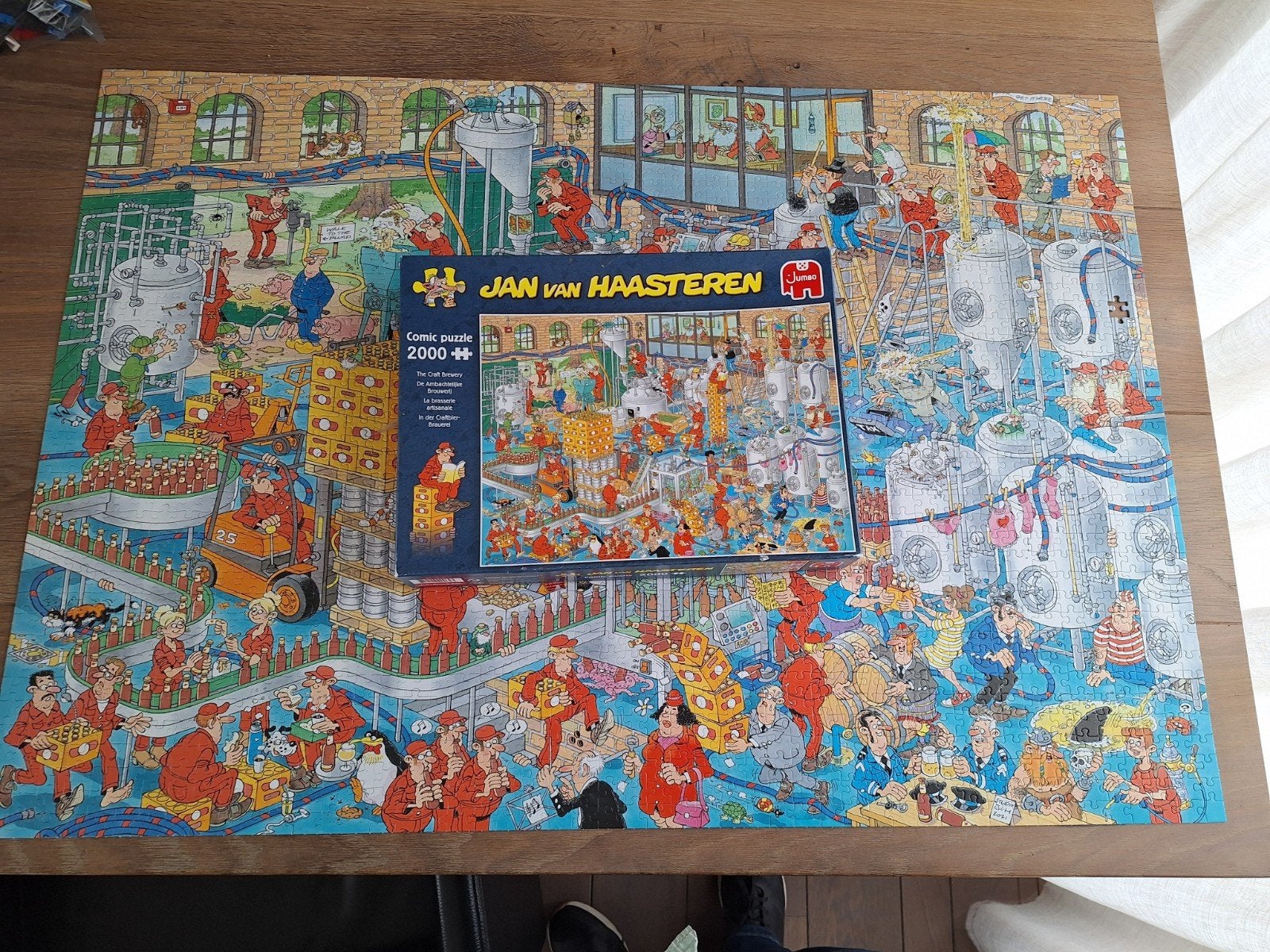 jan van haasteren de ambachtelijke brouwerij 2000 stukjes., Ophalen of Verzenden, Meer dan 1500 stukjes, Gebruikt, Legpuzzel