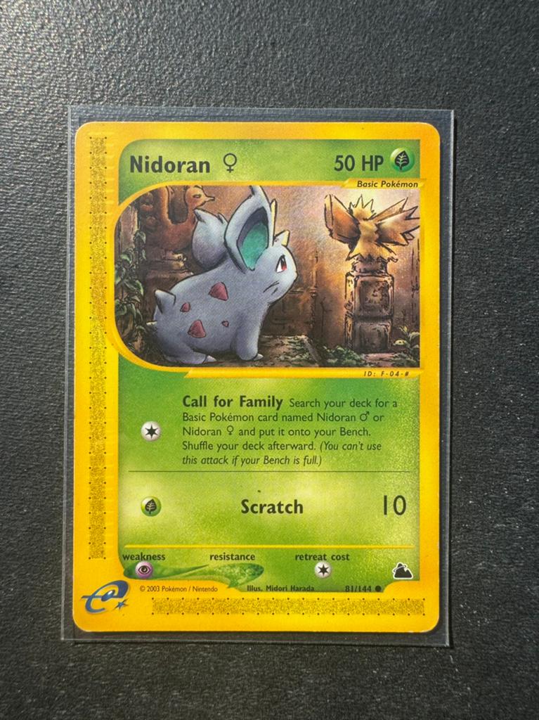 Pokémon kaart Nidoran  81/144 Engels - Skyridge, Ophalen of Verzenden, Zo goed als nieuw