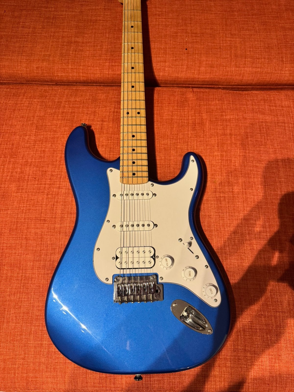 Like-new Squier affinity strat (Indonesia), Muziek en Instrumenten, Ophalen, Zo goed als nieuw, Elektrische gitaar