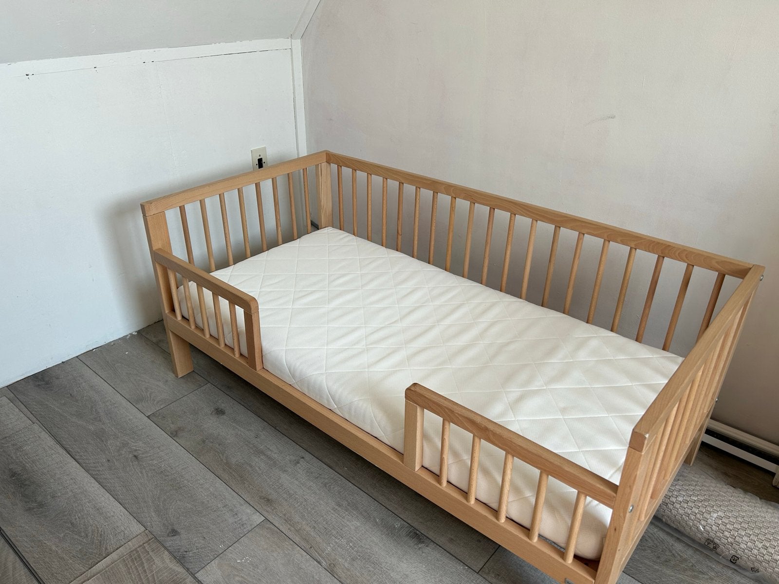 Peuterbed 70x140 Mara Naturel van ToiToiKids met matras, Ophalen, Beige, 190 cm of minder, Zo goed als nieuw