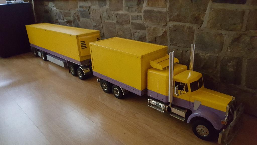 tamiya trucks en trailers, Hobby en Vrije tijd, Modelbouw | Radiografisch | Auto's, Schaal 1:14, Zo goed als nieuw, Auto onroad