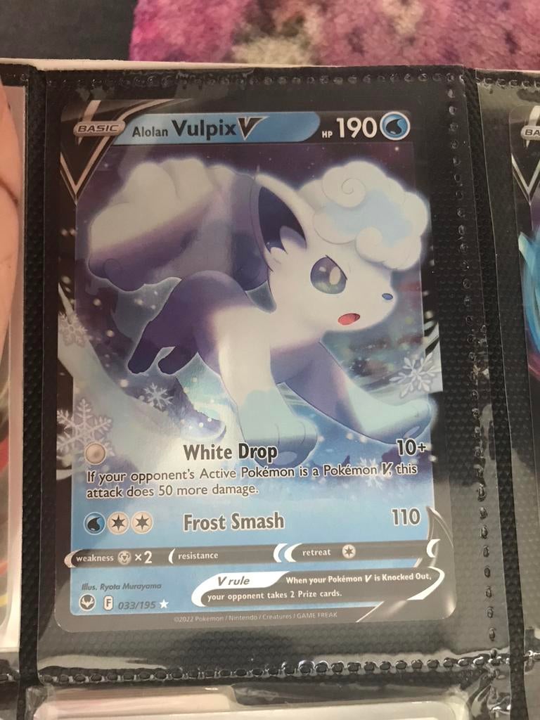 Alolan Vulpix V Pokémon kaart 033/195, Ophalen of Verzenden, Gebruikt, Losse kaart